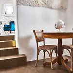 White Dream Apartment